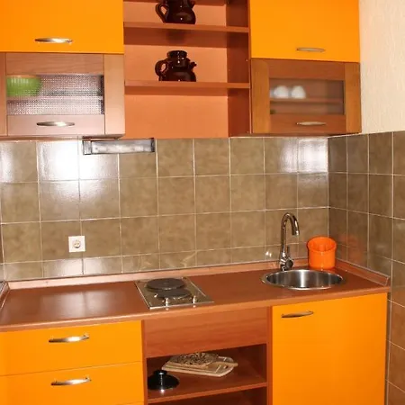 By The Sea Apartman *